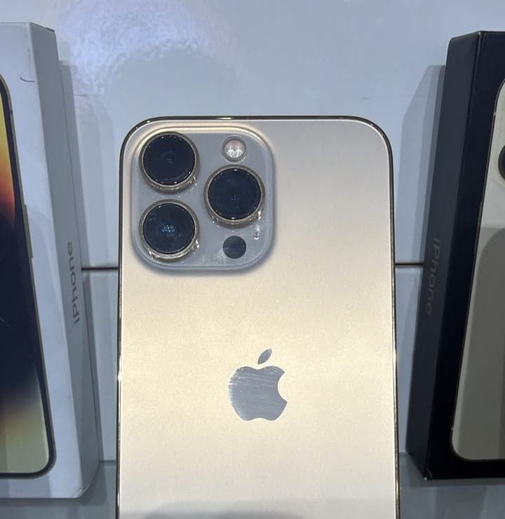 Apple iPhone 13 Pro, 128 GB, Gold, battery health 100%