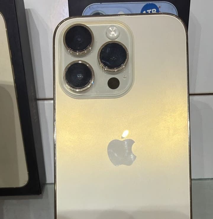 Apple iPhone 14 Pro, 256 GB, Gold, battery health 100%
